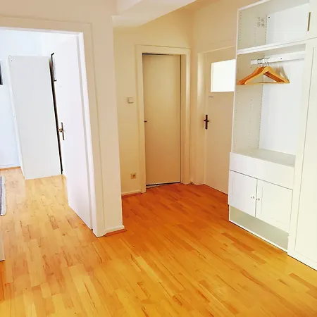 Zentral Apartment *